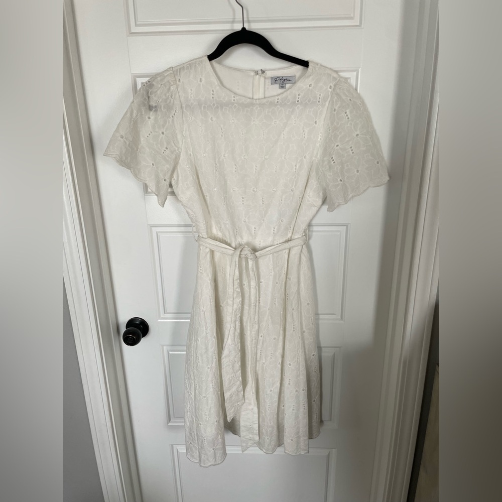 Elegant White Lace Dress